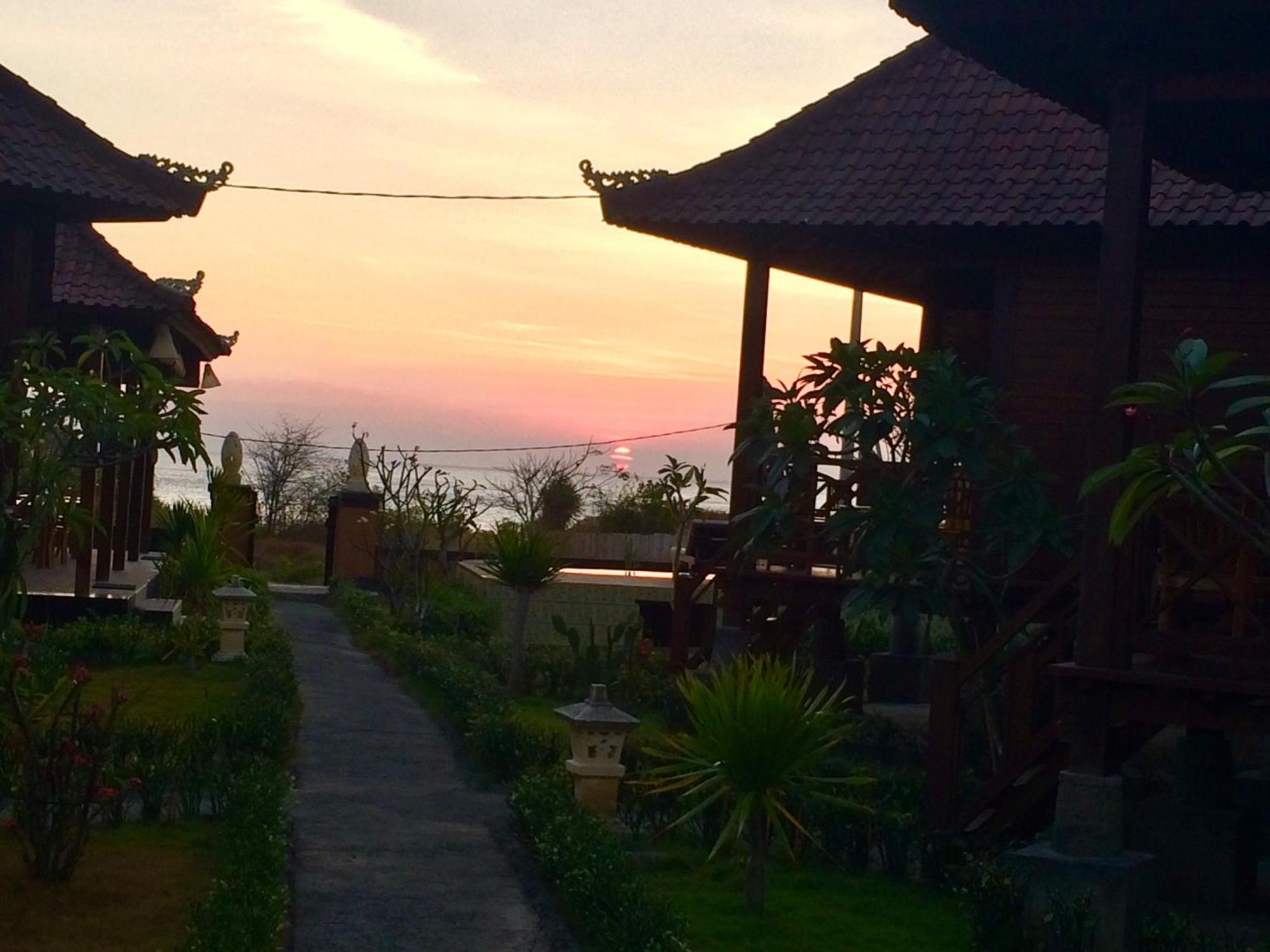 Neo Ulap Bali Villas Nusa Lembongan  Exterior photo